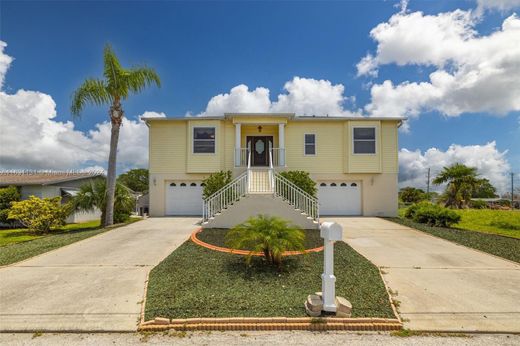 Villa in Hudson, Pasco County