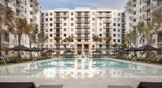 Residential complexes in Miami, Miami-Dade