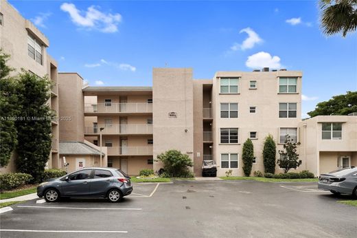 公寓楼  Davie, Broward County