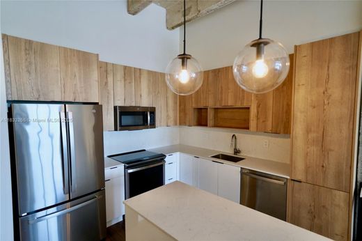 Residential complexes in Miami, Miami-Dade