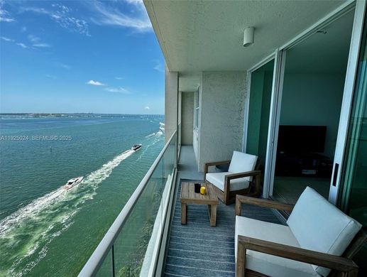 Complesso residenziale a Miami, Miami-Dade County