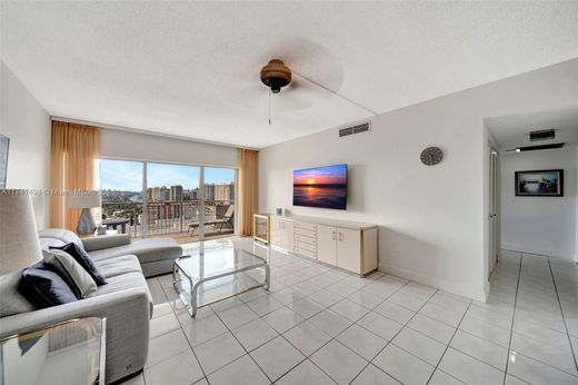 Appartementencomplex in Hallandale Beach, Broward County