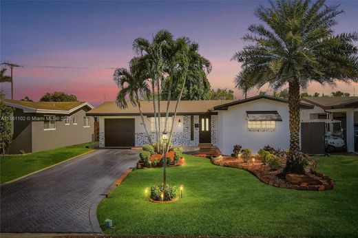 ﻓﻴﻼ ﻓﻲ Pembroke Pines, Broward County