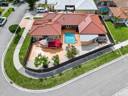 Villa - Miami, Miami-Dade County