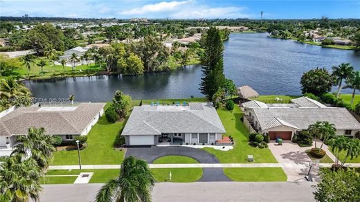 Villa in Weston, Broward County