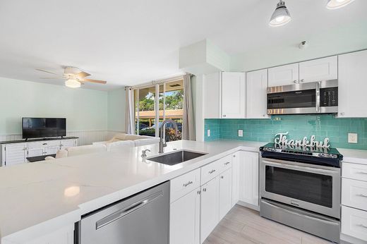 Wohnkomplexe in Hypoluxo, Palm Beach County