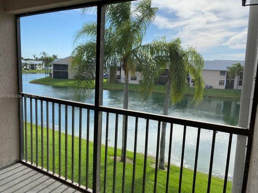 Complexes résidentiels à Homestead, Comté de Miami-Dade