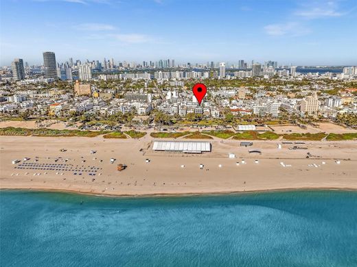 Residential complexes in Miami Beach, Miami-Dade