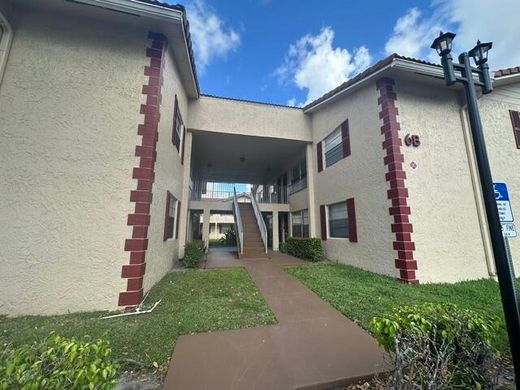 Residential complexes in Coral Springs, Broward County