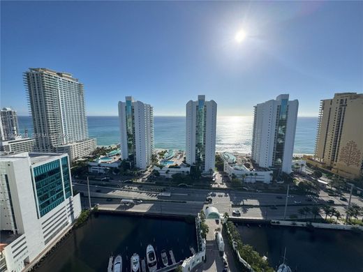 Residential complexes in Sunny Isles Beach, Miami-Dade
