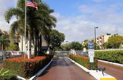Residential complexes in Miami, Miami-Dade