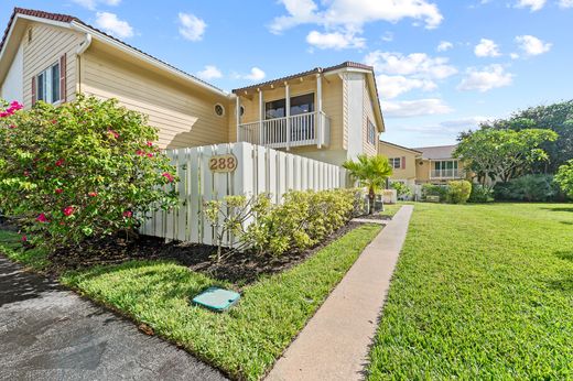 Townhouse in Jupiter, Palm Beach