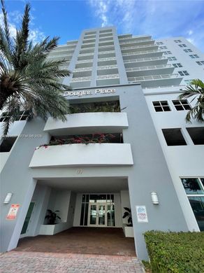 Residential complexes in Miami, Miami-Dade