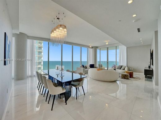 Residential complexes in Sunny Isles Beach, Miami-Dade