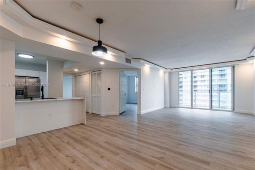 Complesso residenziale a Miami, Miami-Dade County