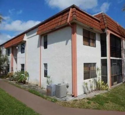 Residential complexes in Miami, Miami-Dade