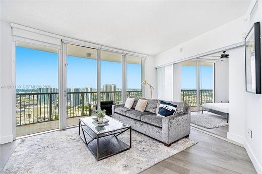 Residential complexes in Miami, Miami-Dade