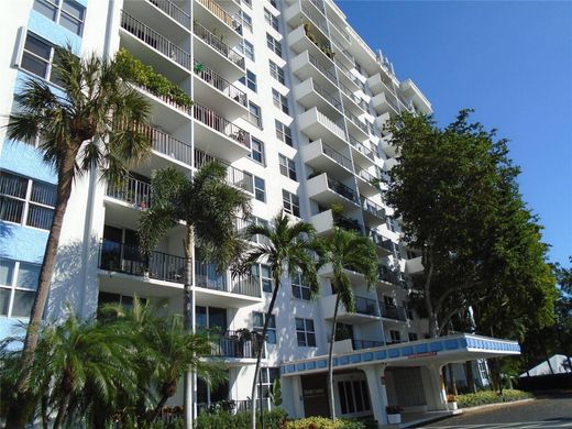 Residential complexes in Fort Lauderdale, Broward County