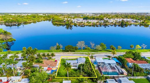 Villa - Lake Worth, Palm Beach County