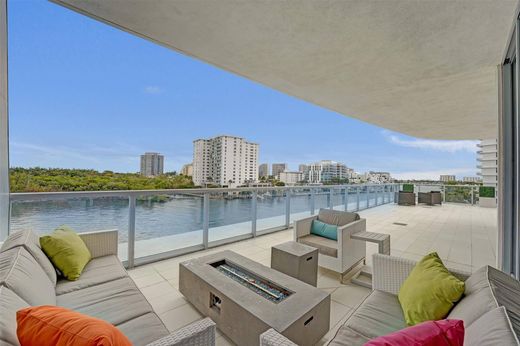 Residential complexes in Fort Lauderdale, Broward County