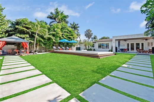 マイアミ, Miami-Dade Countyのヴィラ