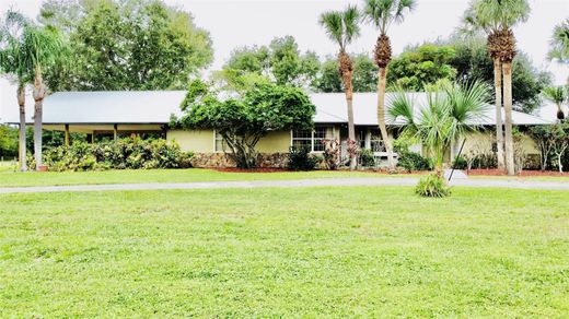 Villa in Okeechobee, Okeechobee County