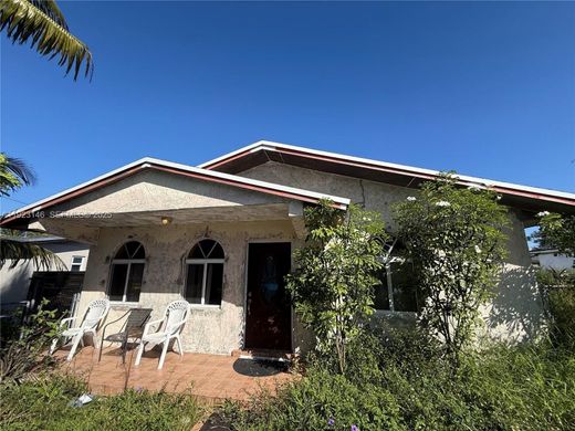 マイアミ, Miami-Dade Countyのヴィラ