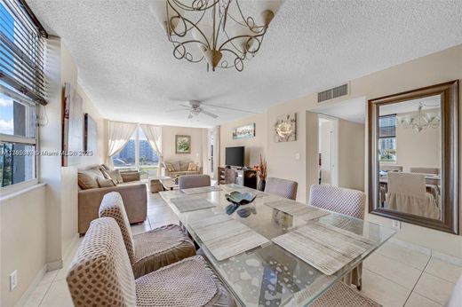 مجمع شقق ﻓﻲ Hollywood, Broward County