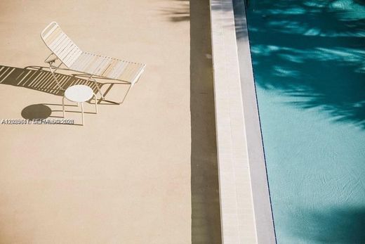 Residential complexes in Miami, Miami-Dade