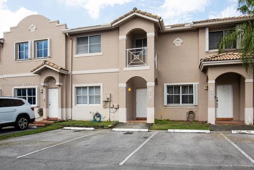 Townhouse in Miami Lakes, Miami-Dade