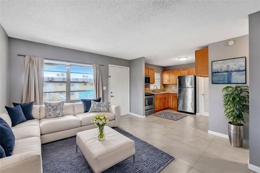 Residential complexes in Oakland Park, Broward County