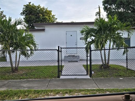 Villa a North Miami, Miami-Dade County