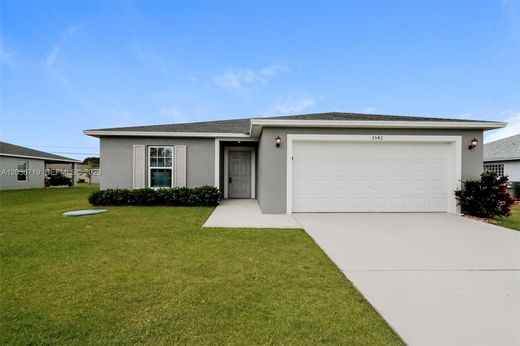 Villa in Port Saint Lucie, Saint Lucie County