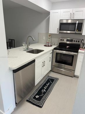 Residential complexes in Coconut Creek, Broward County