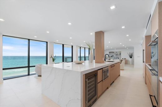 Boca Raton, Palm Beach Countyのアパートメント・コンプレックス