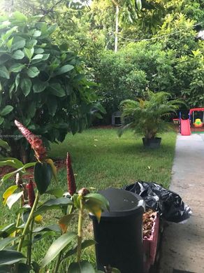 ﻓﻴﻼ ﻓﻲ Hialeah, Miami-Dade County