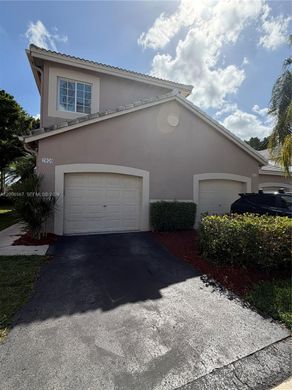 Townhouse in Weston, Broward County