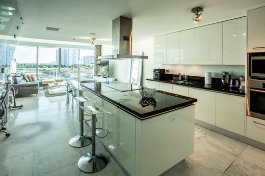 Жилой комплекс, Aventura, Miami-Dade County