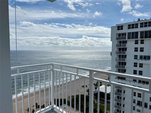Residential complexes in Pompano Beach, Broward County