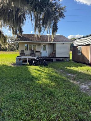 Villa Indiantown, Martin County