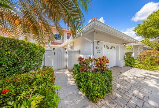 Townhouse - Pompano Beach, Broward County
