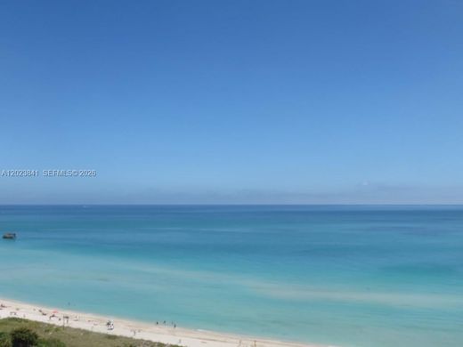 Residential complexes in Miami Beach, Miami-Dade