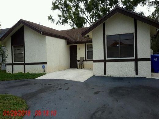Villa in North Lauderdale, Broward County