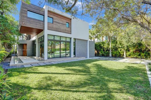 Villa in Golden Beach, Miami-Dade