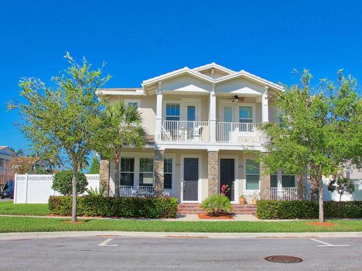 Townhouse in Jupiter, Palm Beach