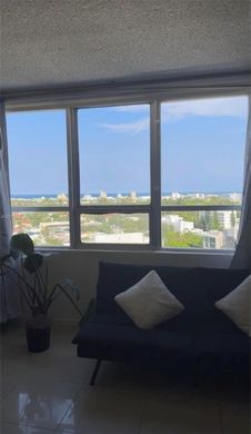 Residential complexes in Miami Beach, Miami-Dade