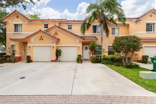 Townhouse in Miramar, Broward County