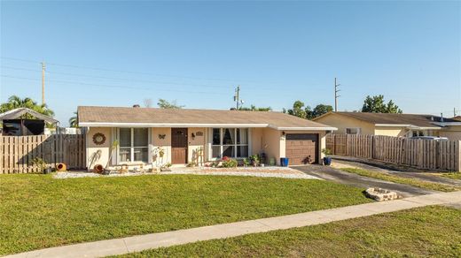 Villa - Sunrise, Broward County