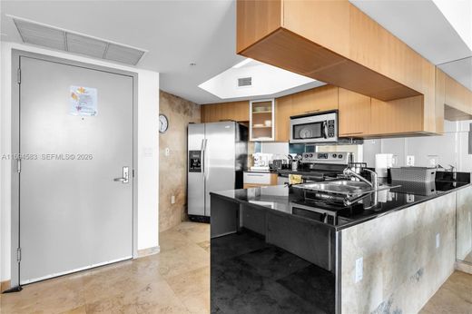 Residential complexes in Miami, Miami-Dade