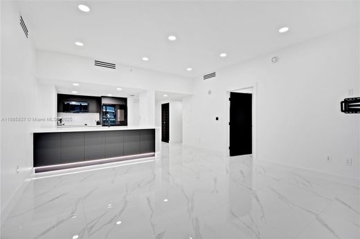 Complesso residenziale a Miami, Miami-Dade County